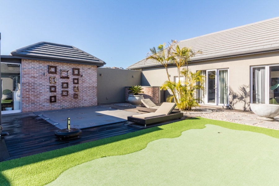 5 Bedroom Property for Sale in Num Num Cape Estate Western Cape